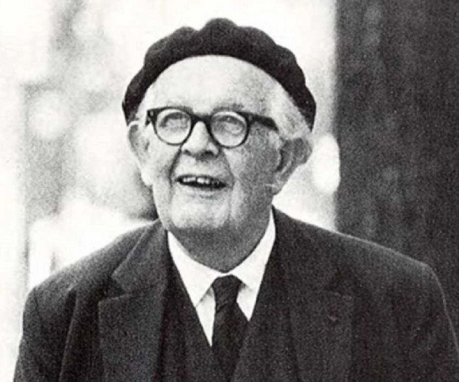 https://www.thefamouspeople.com/profiles/jean-william-fritz-piaget-1784.php 